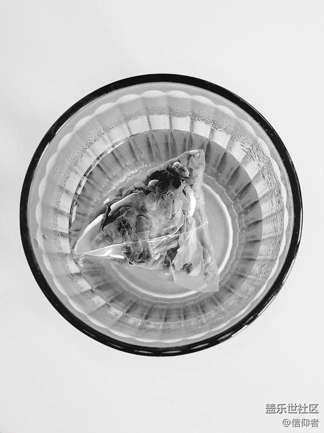 在一段消失之后再次回來，分享一些近期關(guān)于簡單主題的相片