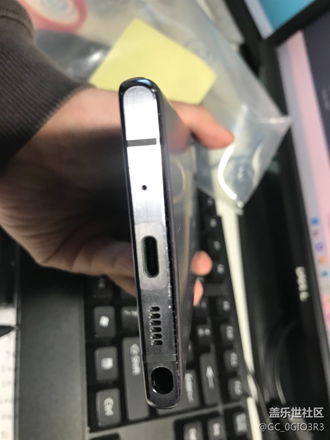 繼note8電池鼓包以后，我的note20也鼓包了。。