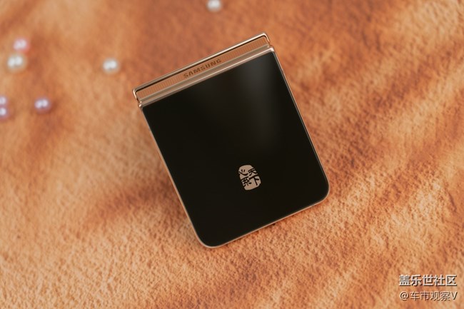 三星W23 Flip多角度懸停拍照的可玩性還是蠻高