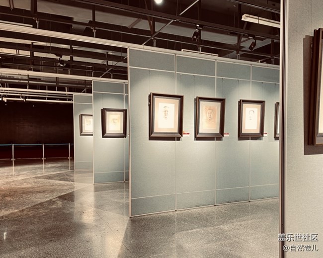 一個有涂鴉的網(wǎng)紅拍照圣地