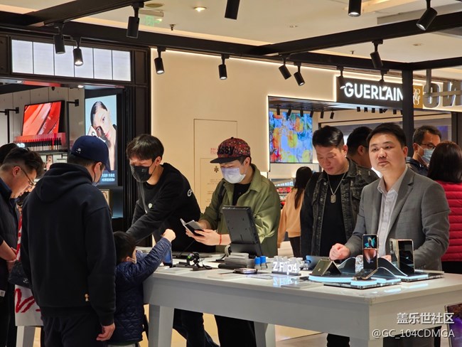 三星S23系列快閃店 「令出人來」