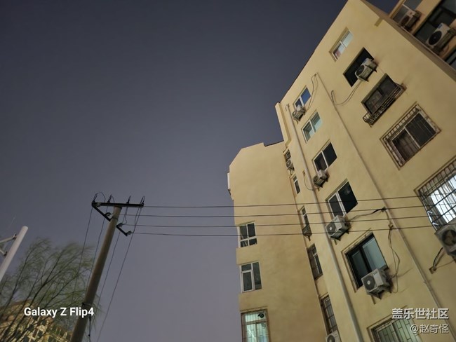 三星小折疊的夜景表現(xiàn)不錯(cuò)