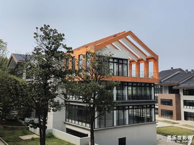 午休時，S23U主攝測試隨拍