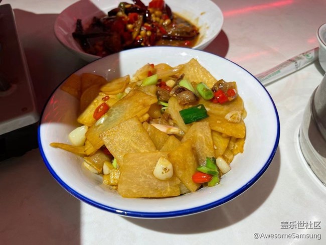 【家鄉(xiāng)美食】作為一枚吃貨，手機(jī)里最不缺的就是美食。