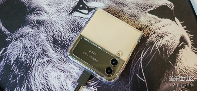 三星Galaxy Z Flip4相比Z Flip3，哪項(xiàng)提升最關(guān)鍵！