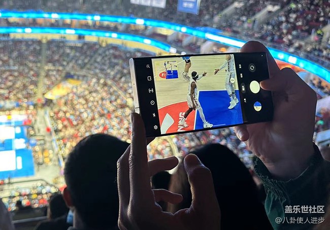 带着Galaxy S23 Ultra去看篮球比赛，是一种什么体验？
