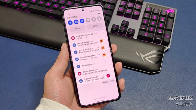 三星Galaxy Z Flip4的側邊電源鍵體驗