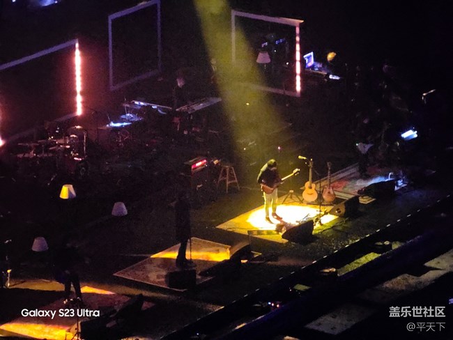 【體驗(yàn)百倍變焦】用S23U拉近與老狼葉蓓的距離 【體驗(yàn)百倍變焦】用S23U拉近與老狼葉蓓的距離