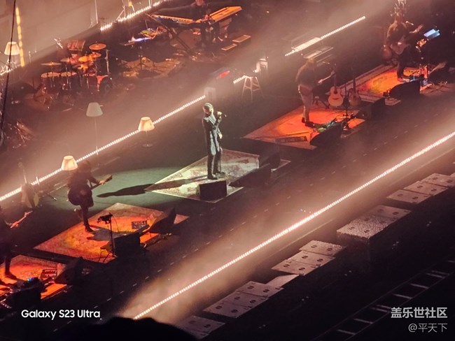 【體驗(yàn)百倍變焦】用S23U拉近與老狼葉蓓的距離 【體驗(yàn)百倍變焦】用S23U拉近與老狼葉蓓的距離