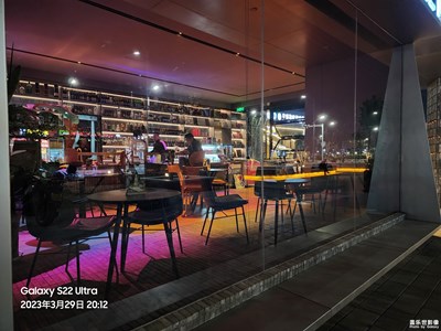 【美麗夜景】午夜的廣場