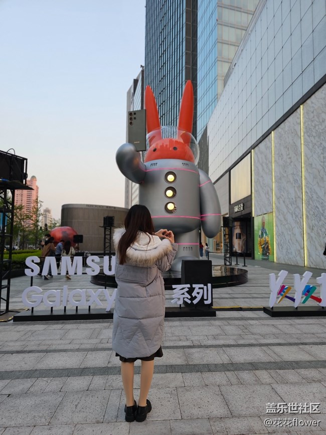 【芮歐百貨打燈活動(dòng)】+兔格拉底