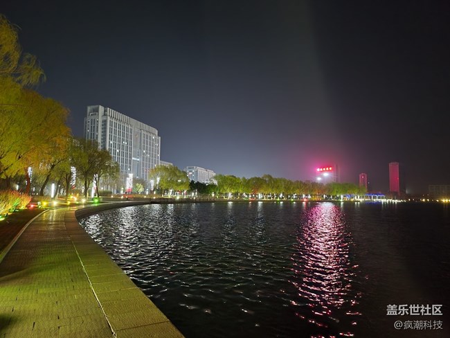 三星Galaxy Z Flip4 夜拍模式隨拍