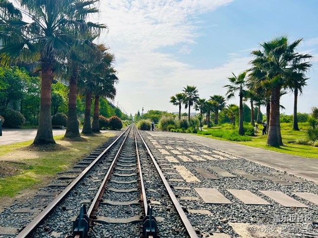 【最美四月天】不負(fù)春光與時(shí)行