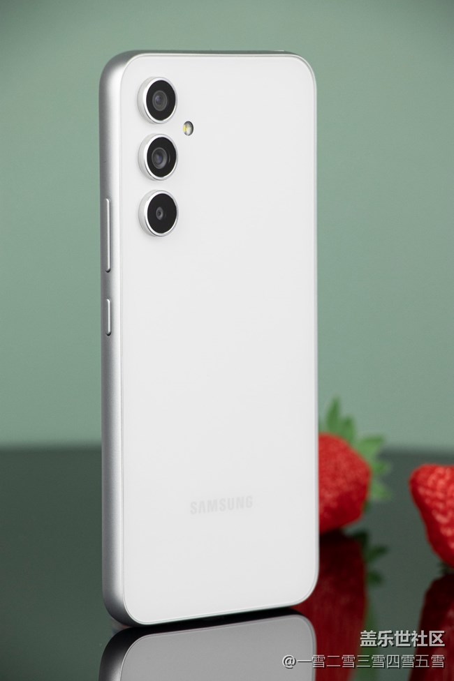 Galaxy A54【雪霧白】你們喜歡嗎？