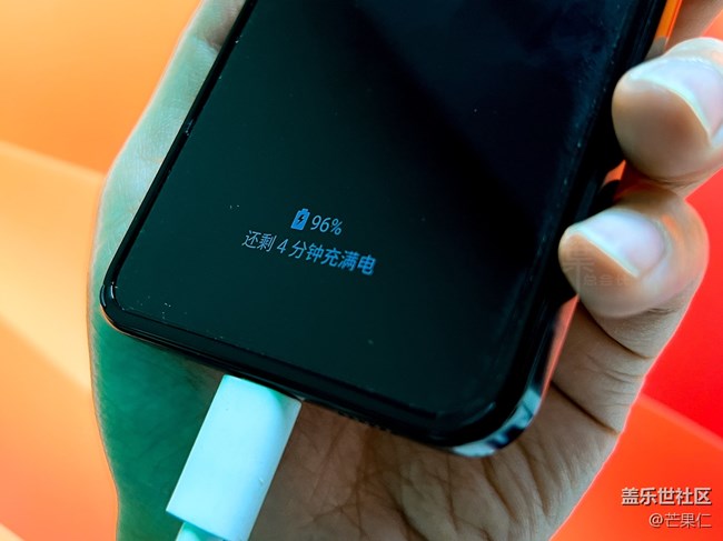 真實體驗，三星Z Flip4的續(xù)航還不錯