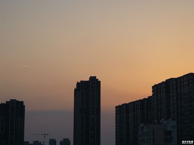 【至生活】夕陽下的飛機(jī)