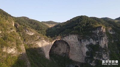 【至生活】+五一游玩，不是在堵車(chē)，就是在堵車(chē)的路上。