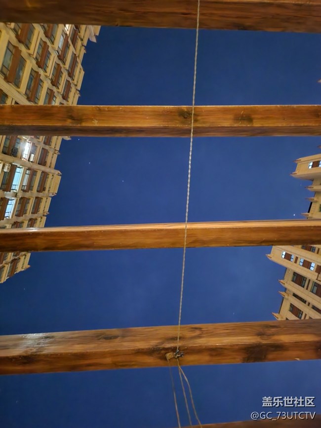 分享一些Flip 4的夜景