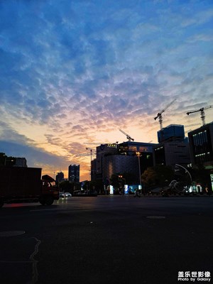 今日隨手拍，時(shí)間趕就拍了一張圖