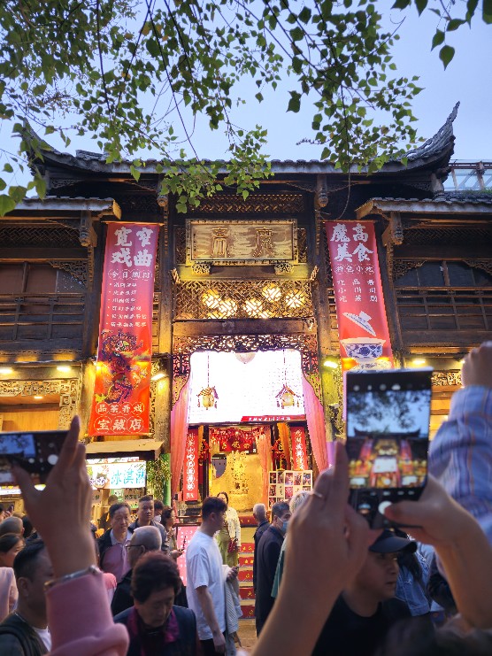 2億看中國(guó)，成都城市體驗(yàn)官來(lái)報(bào)道了！