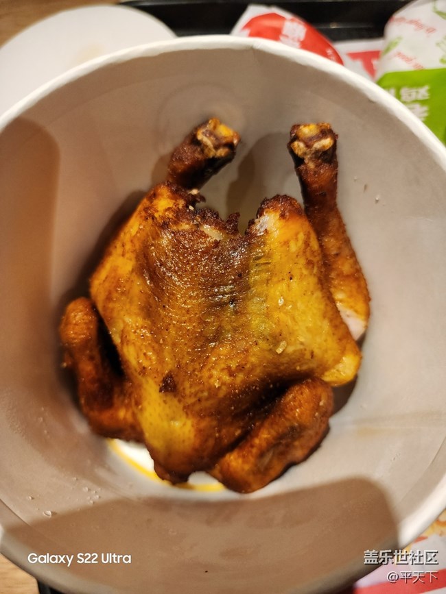 【探秘美食】有雞有魚有蝦有螺螄粉