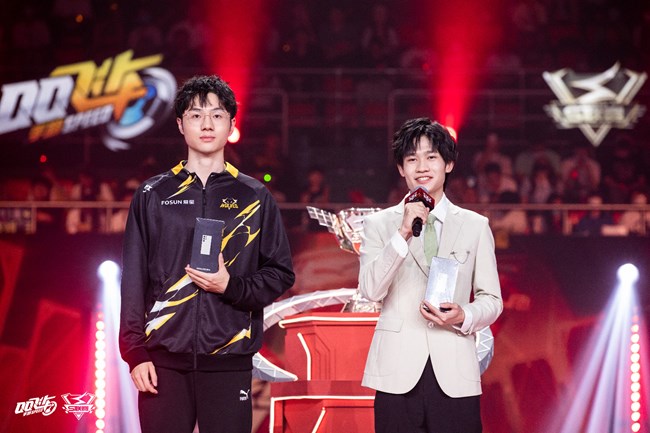 三星Galaxy S23系列手機(jī)，助力選手飛馳賽場(chǎng)！