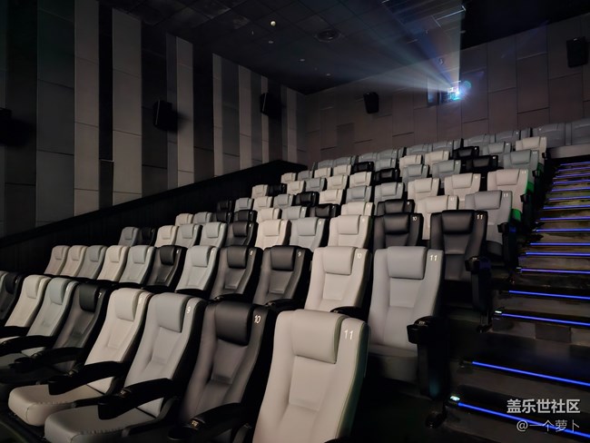 【珍貴的一天】包場看電影