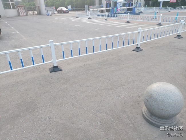 【珍貴的一天】隔墻遙望