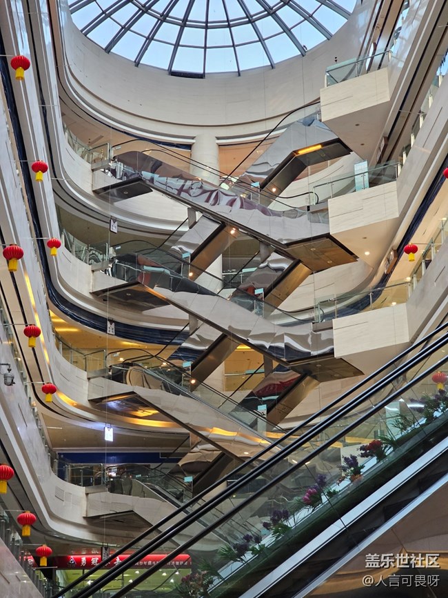 【珍貴的一天】去了一個(gè)賊搞笑的商場