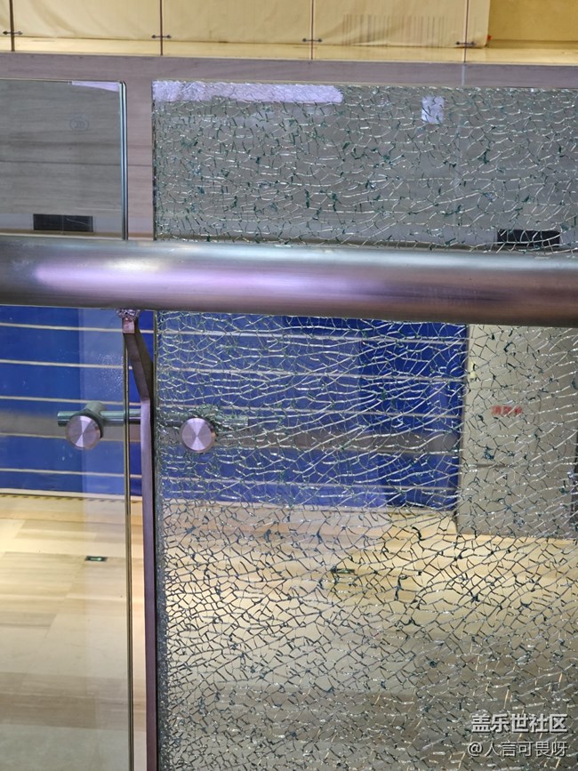 【珍貴的一天】去了一個(gè)賊搞笑的商場