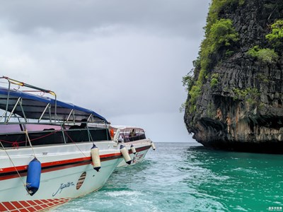 【鏡頭里的夏天】海島 | 閃現(xiàn)