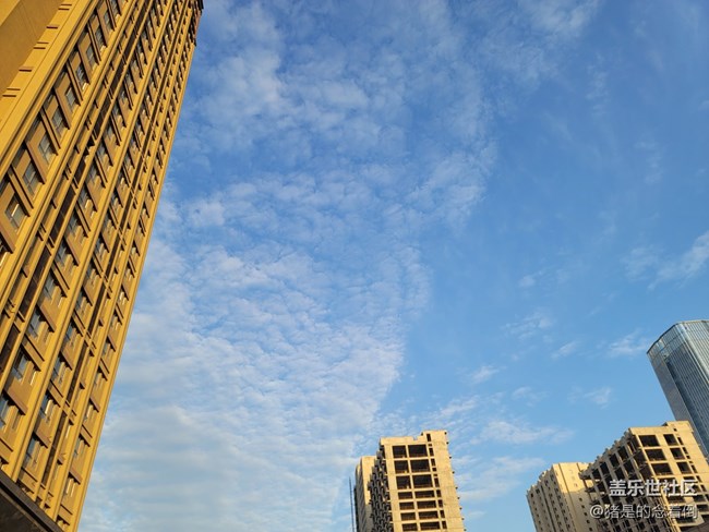 【夏日色彩】夏日藍，離別傷