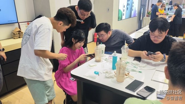 體驗(yàn)三星手機(jī)玩QQ飛車，雖敗猶榮