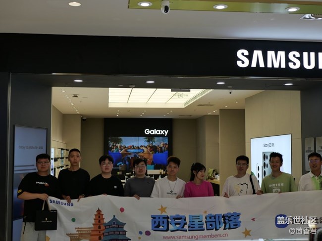 體驗(yàn)三星手機(jī)玩QQ飛車，雖敗猶榮