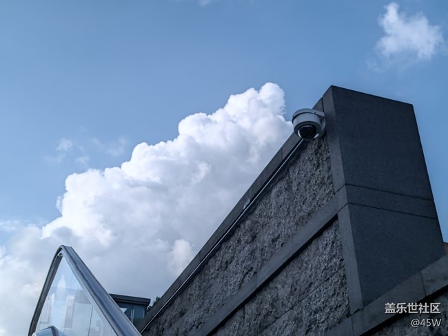 【我拍了拍夏天】團(tuán)團(tuán)云