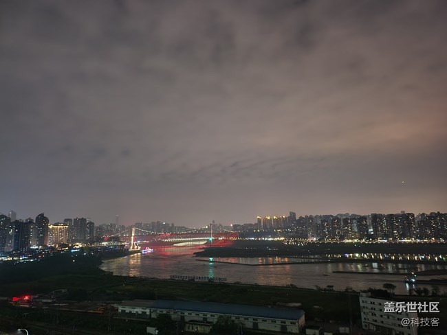 三星 Z Flip4夜景拍攝體驗