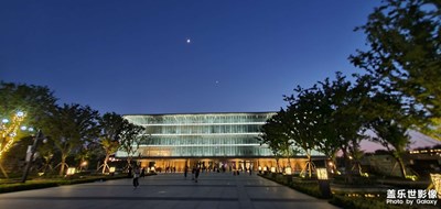 【鏡頭里的夏天】+市民廣場(chǎng)