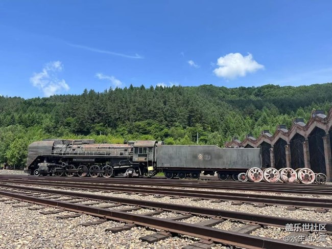 百年小鎮(zhèn)橫道河子——看門見綠水青山，推窗聞鳥語花香