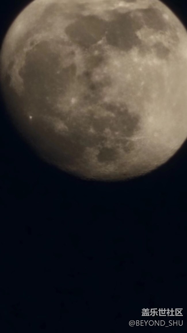 S23 U全程手持拍月亮