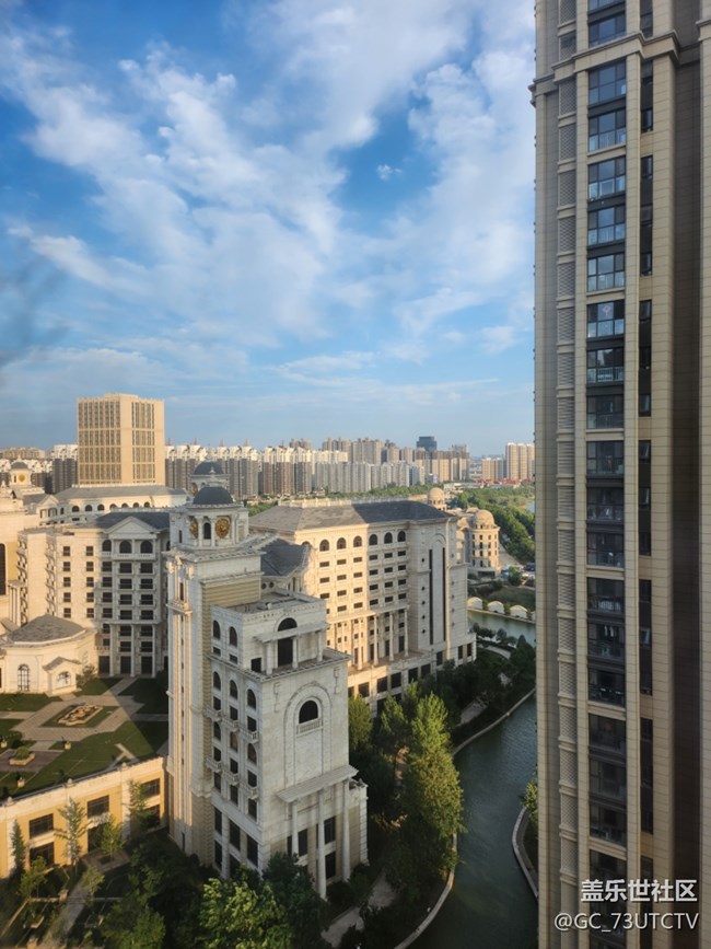 發(fā)現(xiàn)了Z flip4一個特別有意思的拍照模式