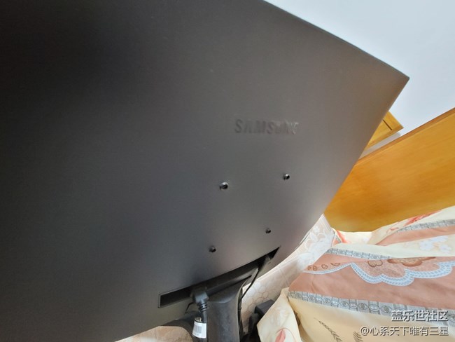 【尋找logo大挑戰(zhàn)】+三星曲屏顯示器