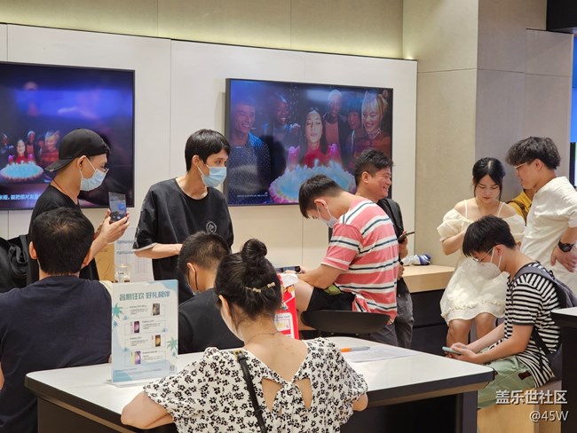 【社區(qū)8周年】在最美的風(fēng)景下給社區(qū)慶生