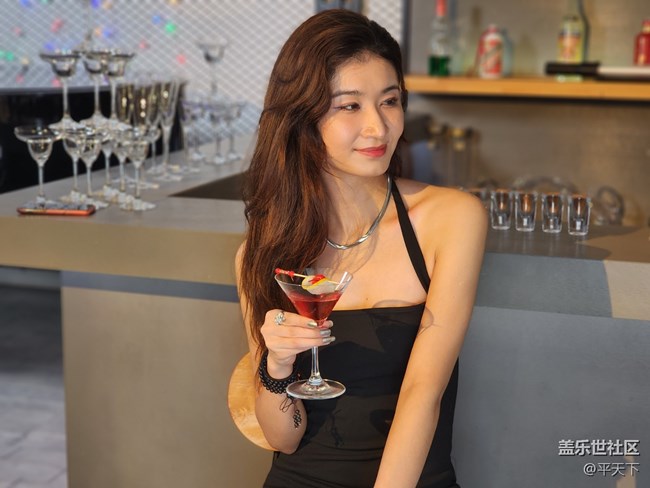 【火熱的夏天】室內(nèi)拍美女降降溫