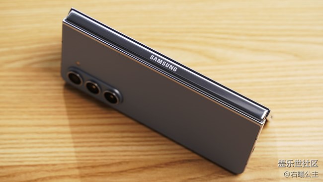 设计均衡 内外兼修 三星Galaxy Z Fold5评测