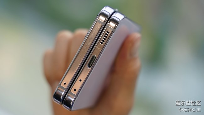 更“大”外屏帶來新體驗(yàn) 三星Galaxy Z Flip5評測