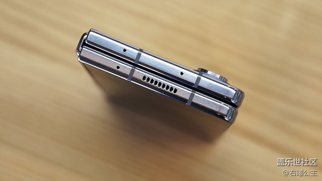 設計均衡 內外兼修 三星Galaxy Z Fold5評測