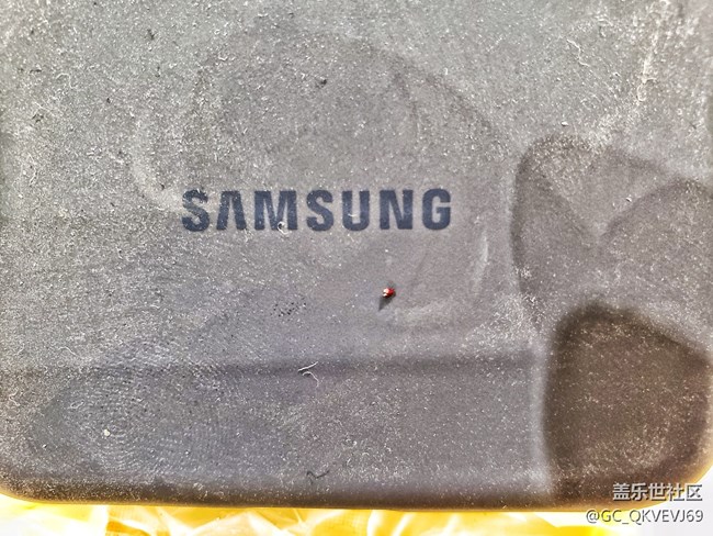 【尋找logo大挑戰(zhàn)】+Galaxy Z Flip4 指環(huán)式硅膠保護(hù)殼 黑色