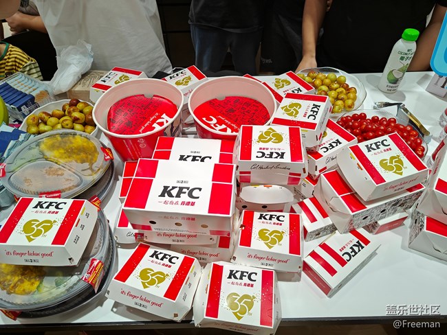 【第五代折疊新品】星粉相聚發(fā)布會 | 第一手體驗新機 【第五代折疊新品】星粉相聚發(fā)布會 | 第一手體驗新機