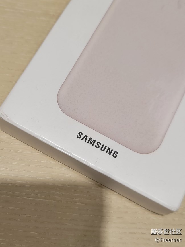 【尋找logo大挑戰(zhàn)】25W移動(dòng)電源 | 米色