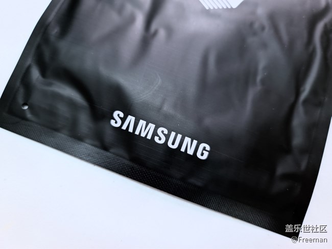 【尋找logo大挑戰(zhàn)】Fold4口罩